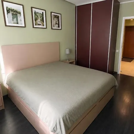Stylish And Cozy Near Centre With Terrace And Private Underground Parking Apartment *